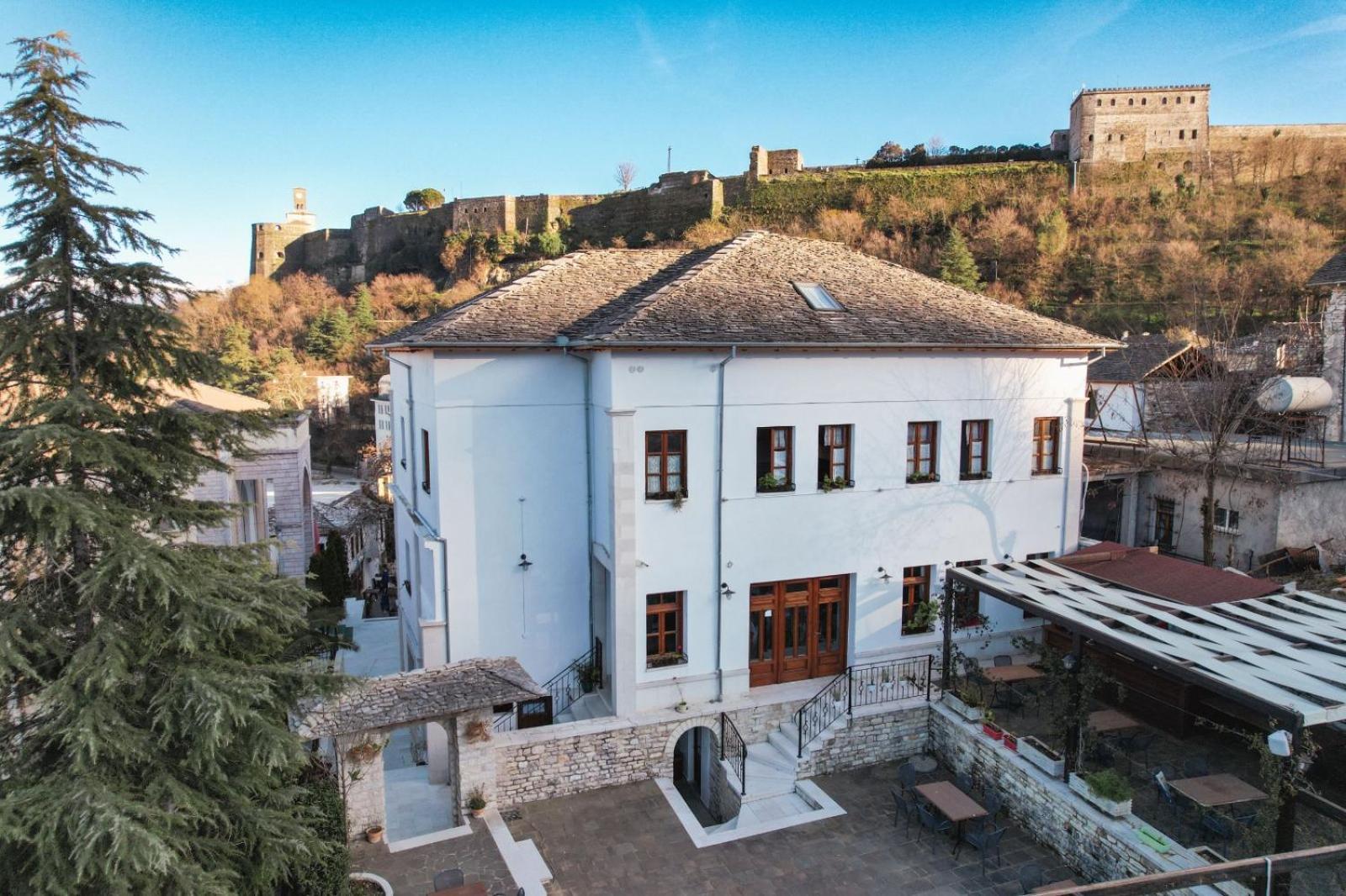 Hotel Bineri Gjirokaster Ngoại thất bức ảnh