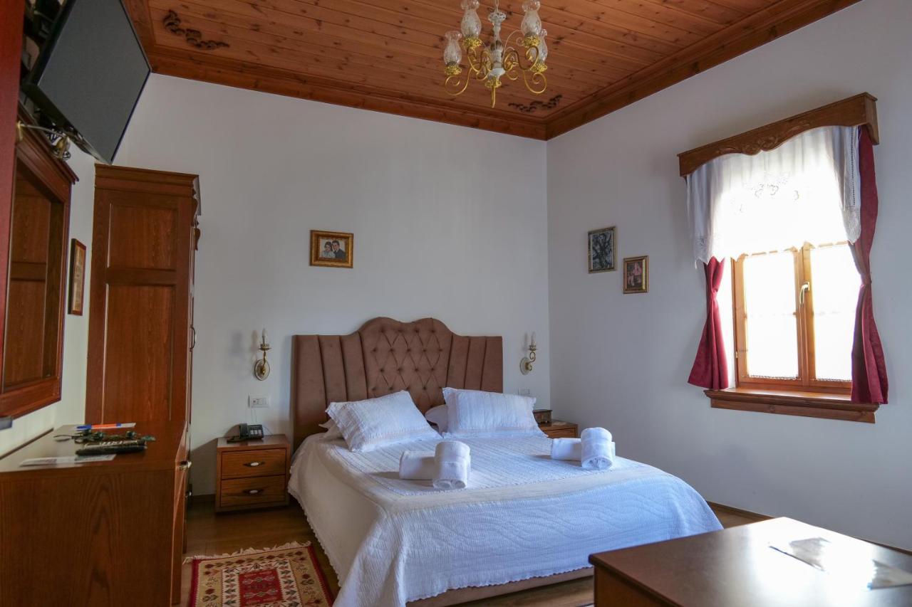 Hotel Bineri Gjirokaster Ngoại thất bức ảnh