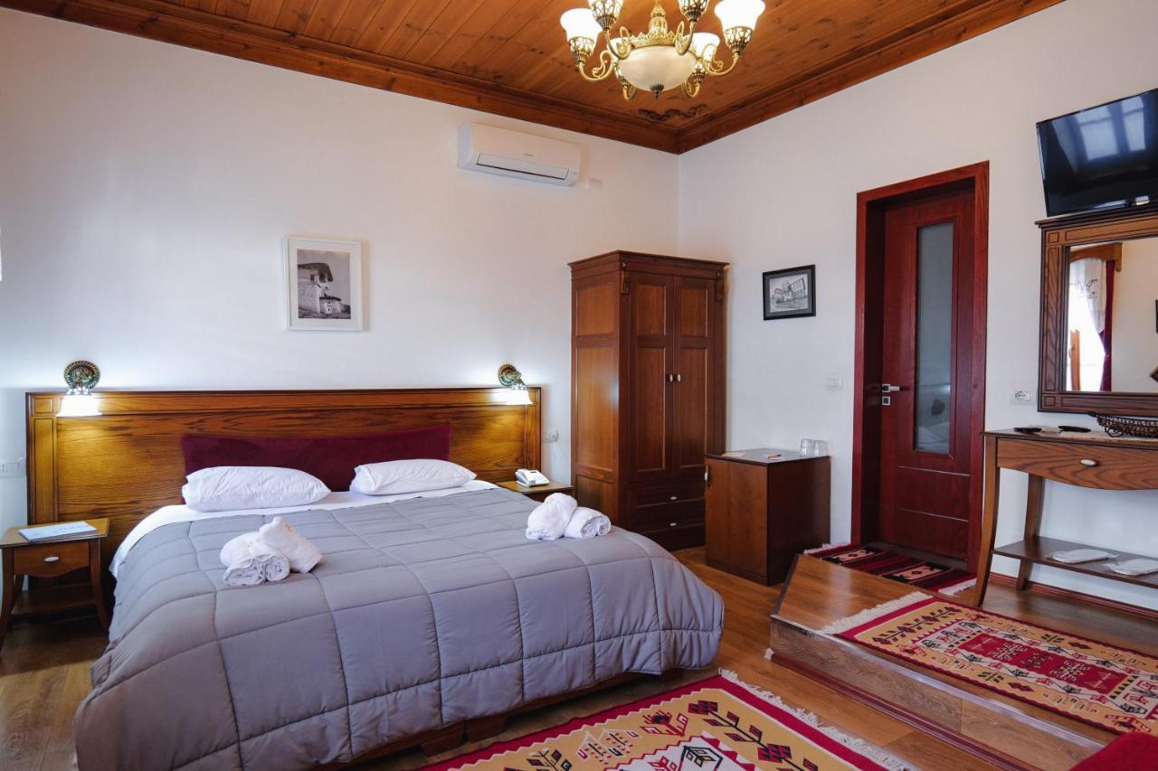Hotel Bineri Gjirokaster Ngoại thất bức ảnh