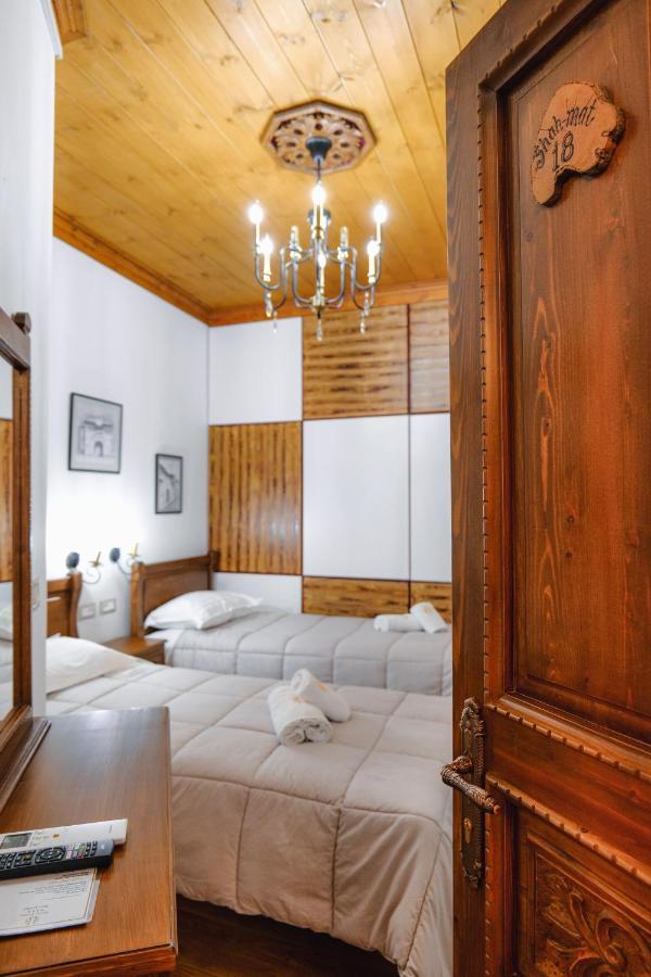 Hotel Bineri Gjirokaster Ngoại thất bức ảnh