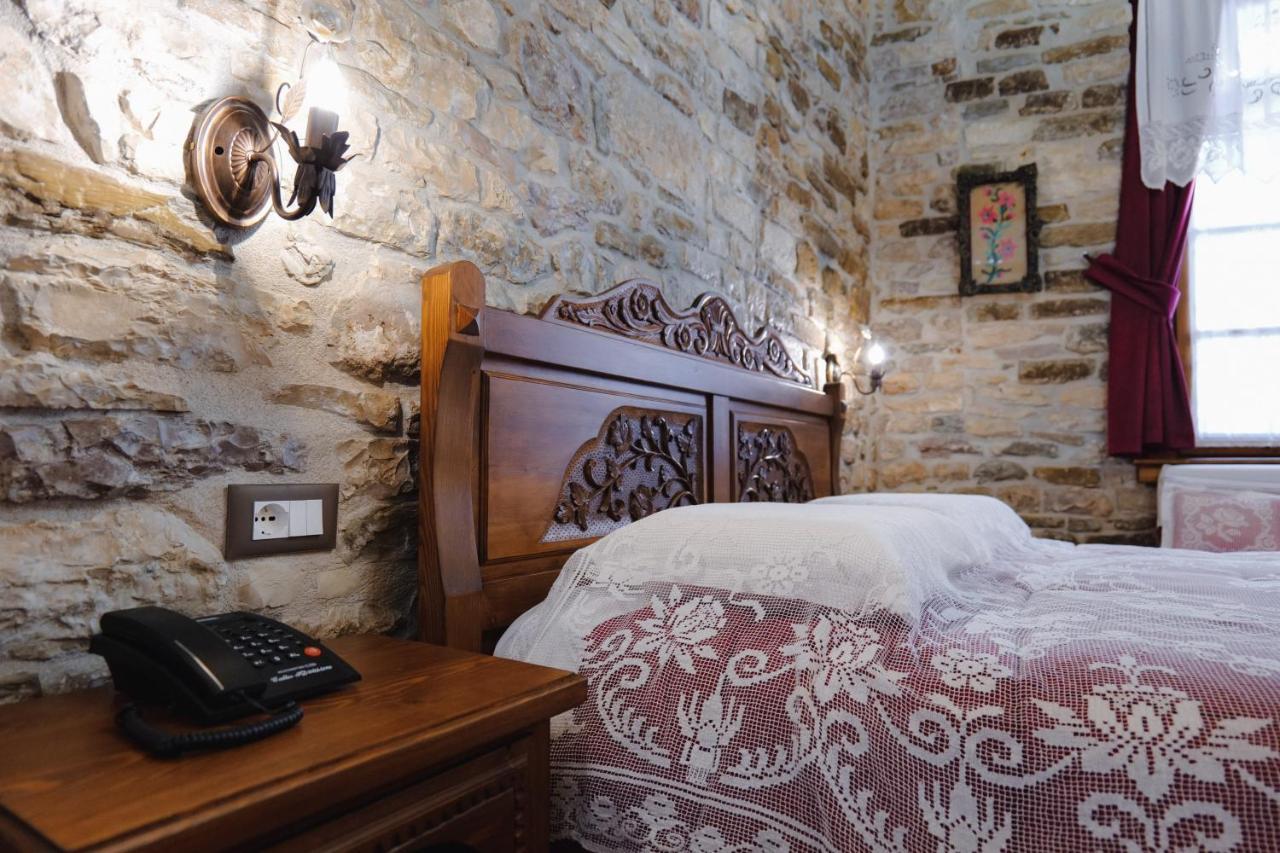 Hotel Bineri Gjirokaster Ngoại thất bức ảnh