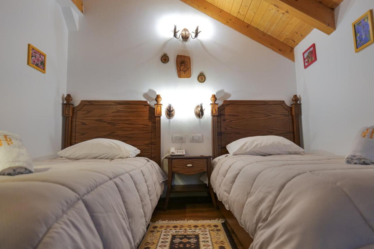 Hotel Bineri Gjirokaster Ngoại thất bức ảnh