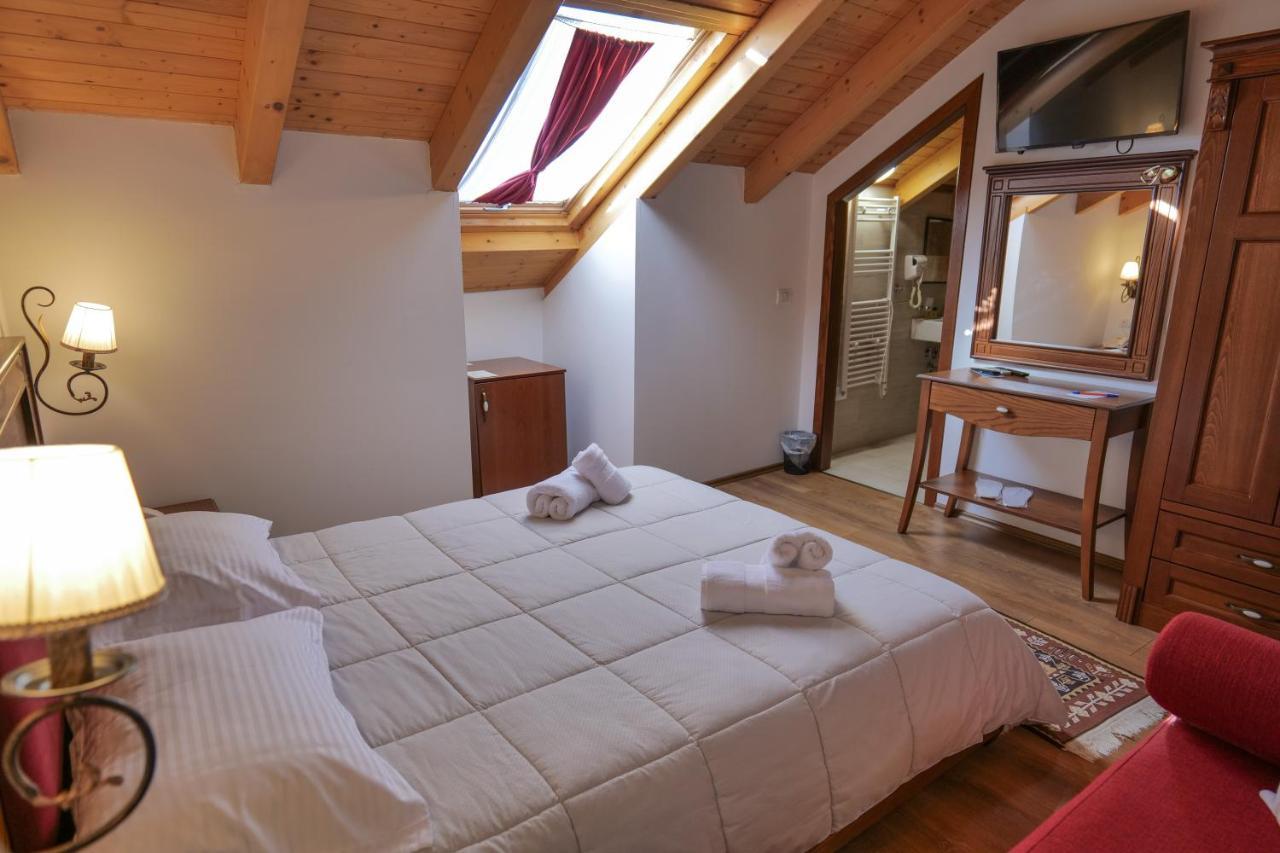 Hotel Bineri Gjirokaster Ngoại thất bức ảnh